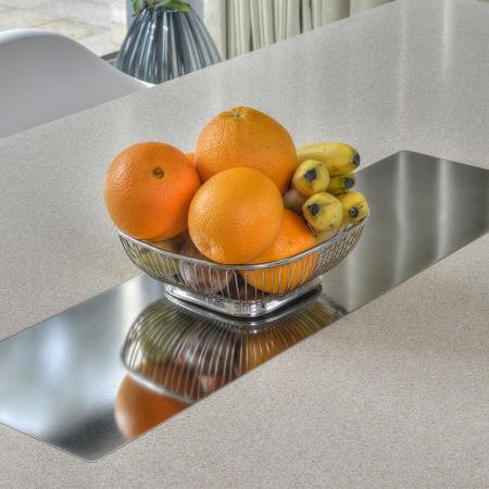 Tisch aus Pavinodis® flex Terrazzo (Detailausbildung)