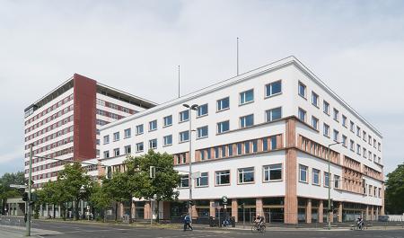 Deutschlandhaus sanierte Altbaufassade